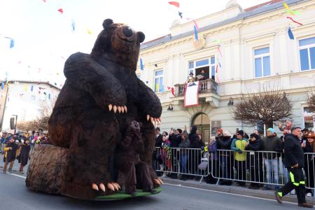 PUSTNI KARNEVAL PUSTOLETJE 53 FOTO LJUBO VUKELIČ